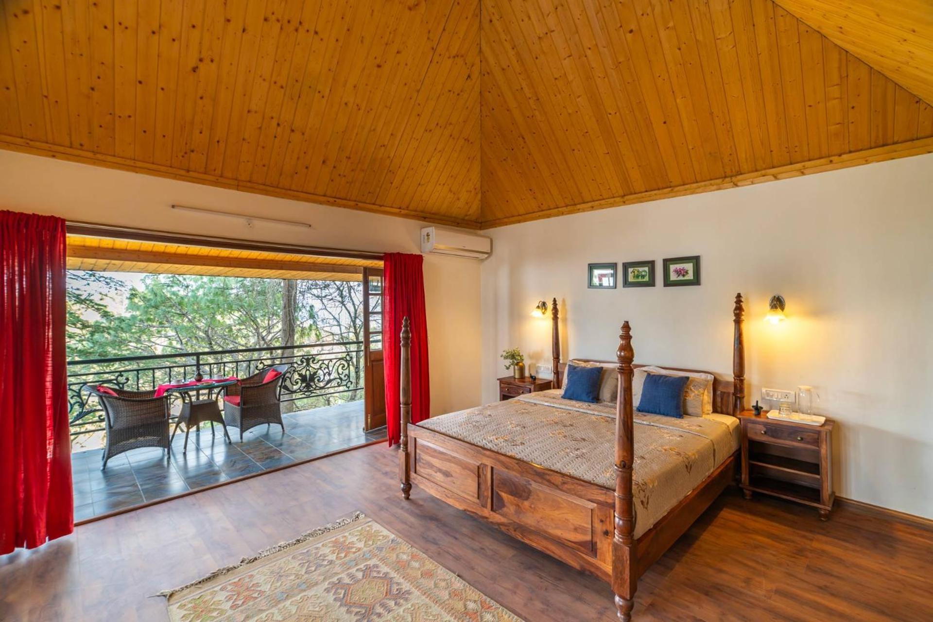Stayvista At Paris Villa With Pvt Pool & Valley View Касаули Экстерьер фото